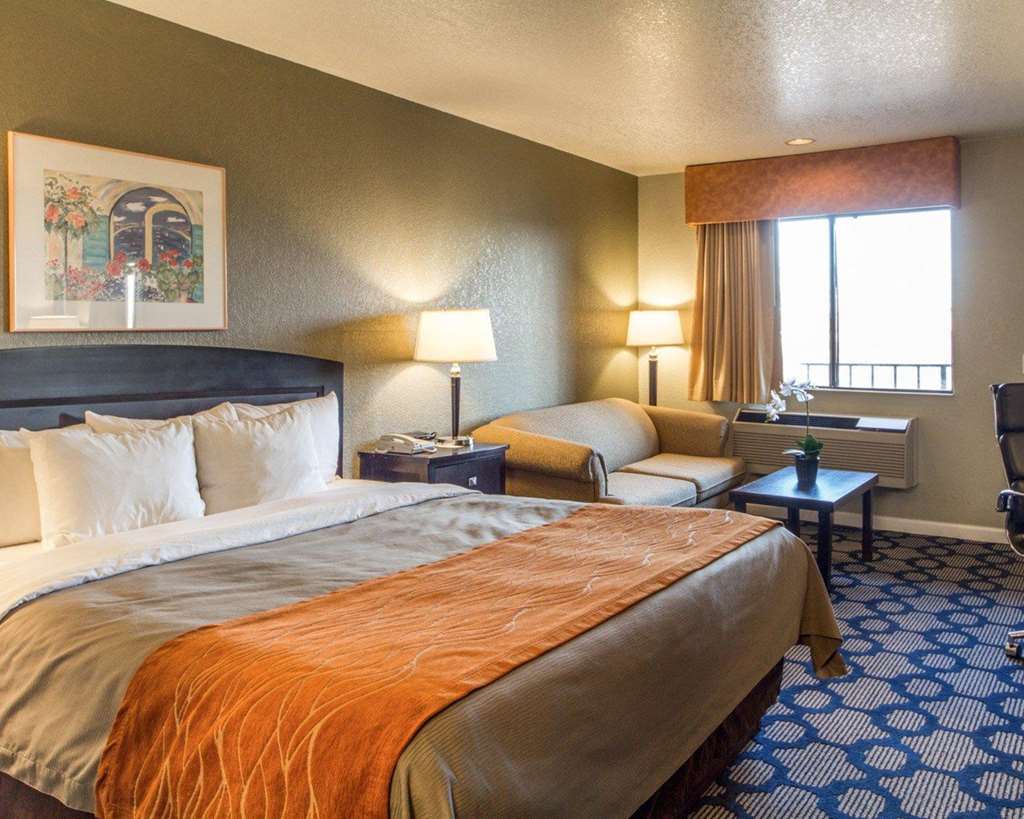 Rancho Cordova Inn Room photo