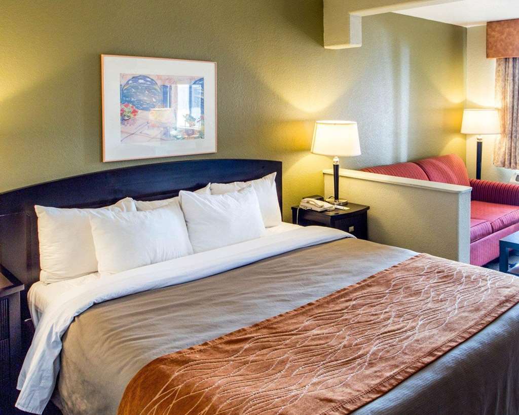 Rancho Cordova Inn Room photo